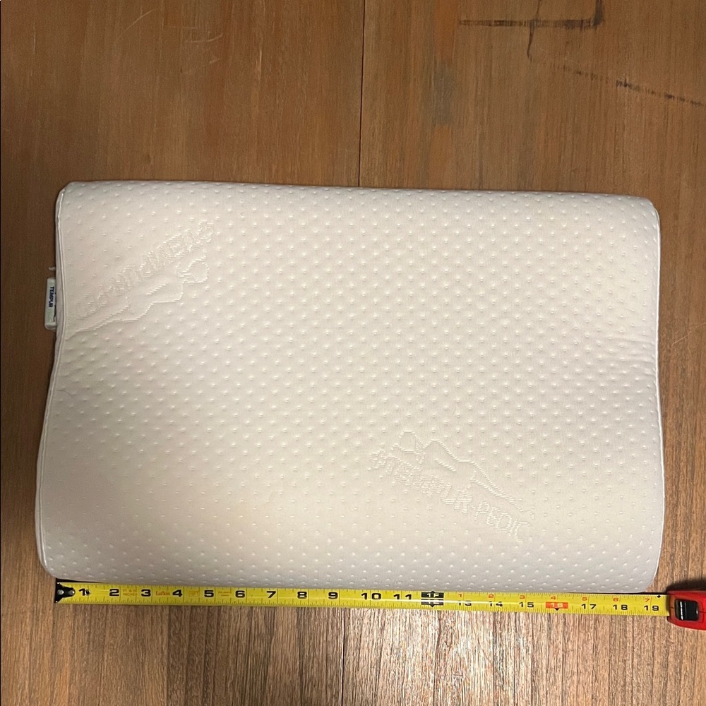 Tempurpedic Side Sleeper White Memory Foam Pillow